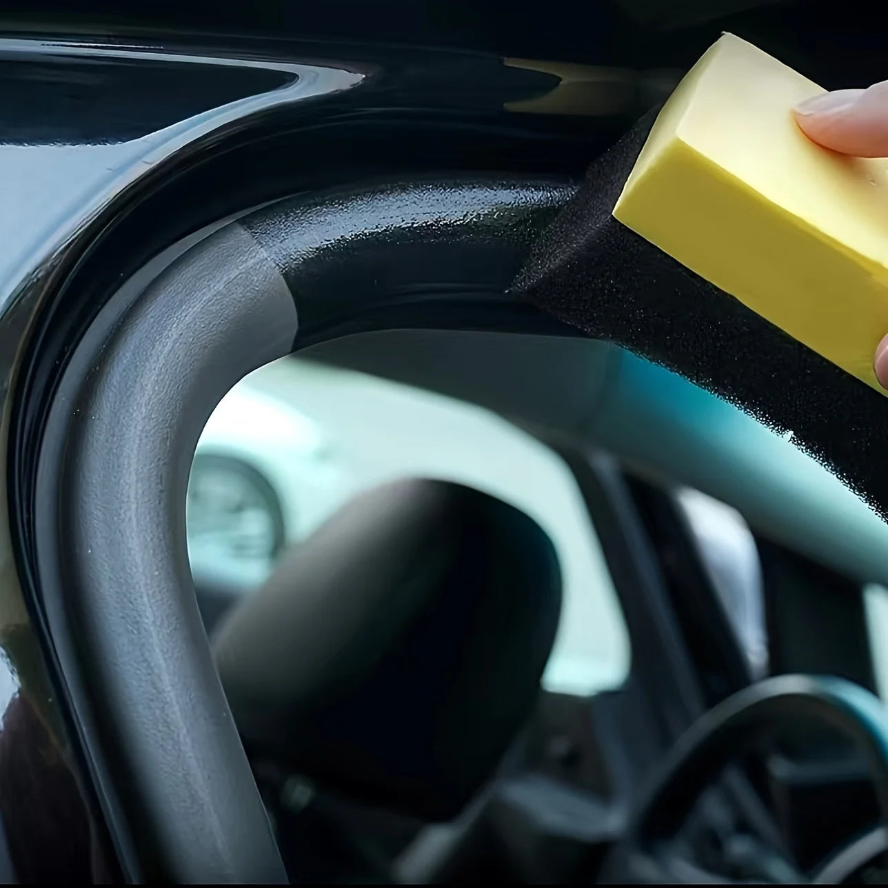 Black Shiny Tire wax - durable, long-lasting protection and repair for all kinds of tires - prevents cracks and whitens